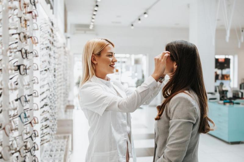 Comment un opticien &agrave; Luneville peut am&eacute;liorer votre confort visuel