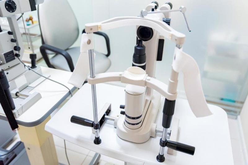 Comment se d&eacute;roule l'adaptation des lentilles &agrave; Luneville ?